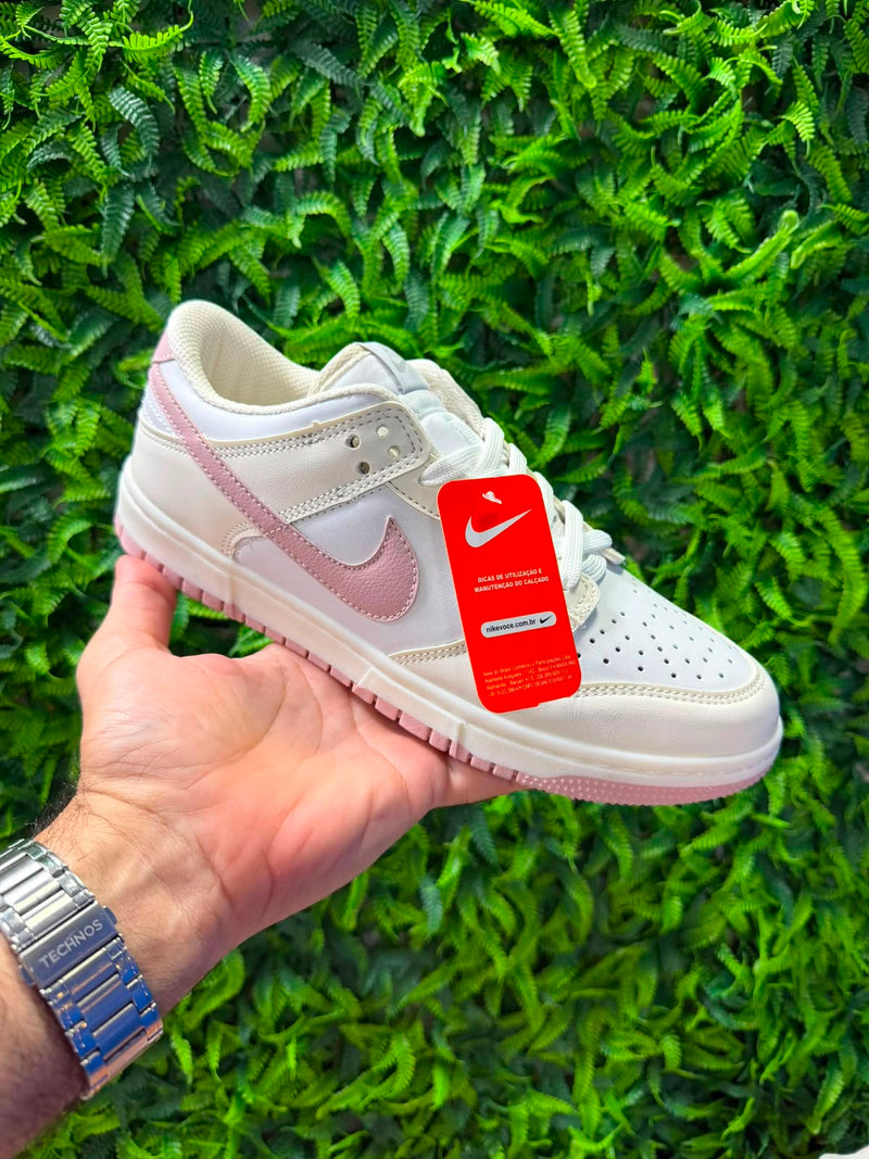 Nike Dunk Low SB
