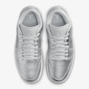 Air Jordan 1 Low SE Metallic Silver