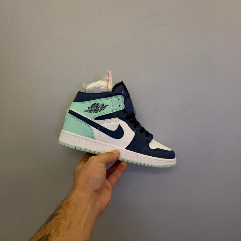 Jordan 1 Mid Blue Tint (Pronta Entrega)