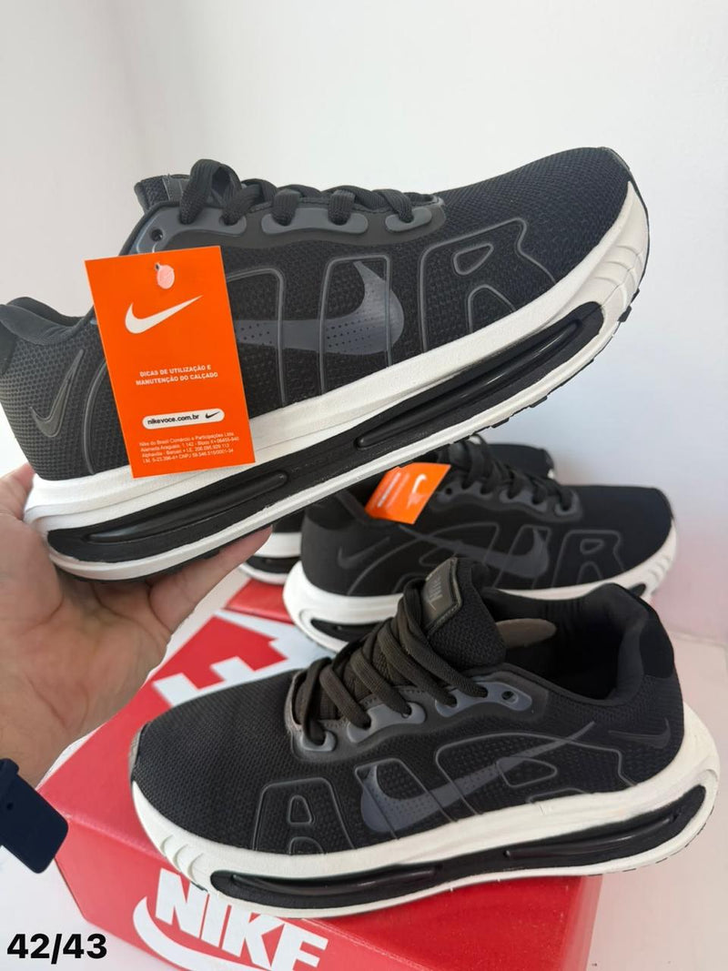 Nike Vomero "Preto"